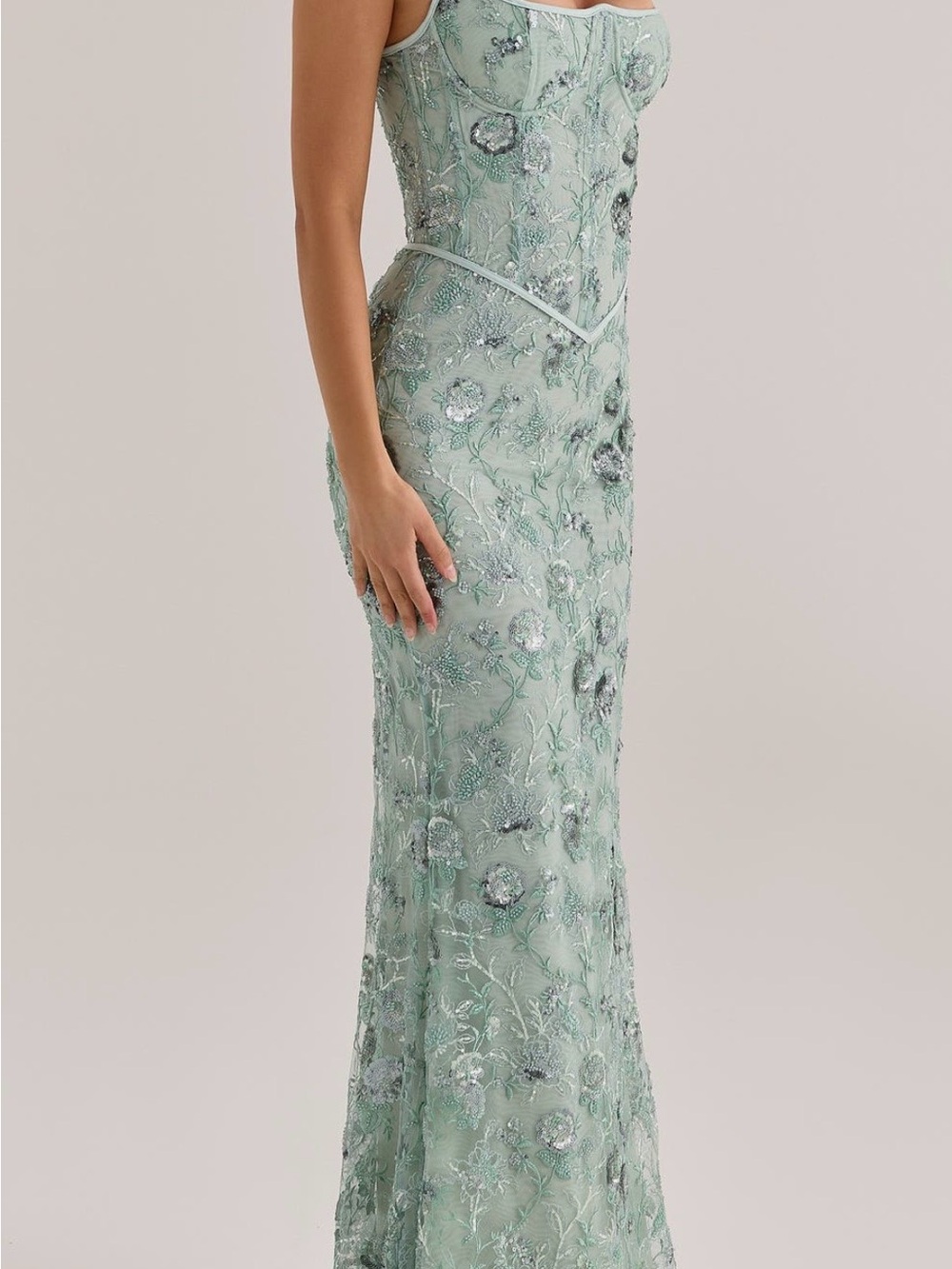 HOUSE OF CB
Naima Jade Hand
Beaded Dress Jade Size - L (reg cup a-c) - Picture 5 of 11